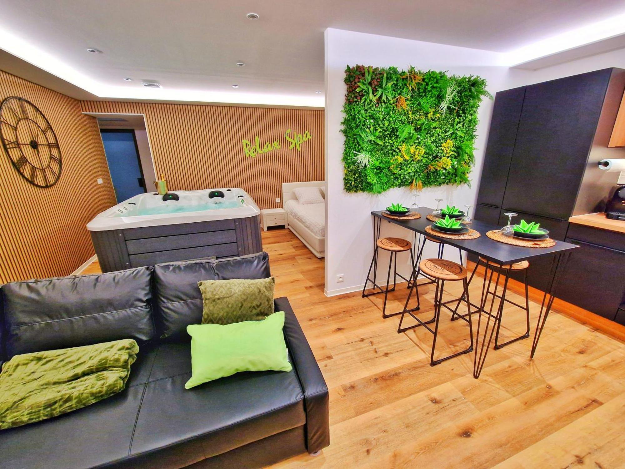 Relax Spa-4 Pers-Jacuzzi-Parking-Jardin-Clim-Colmar Muntzenheim Extérieur photo